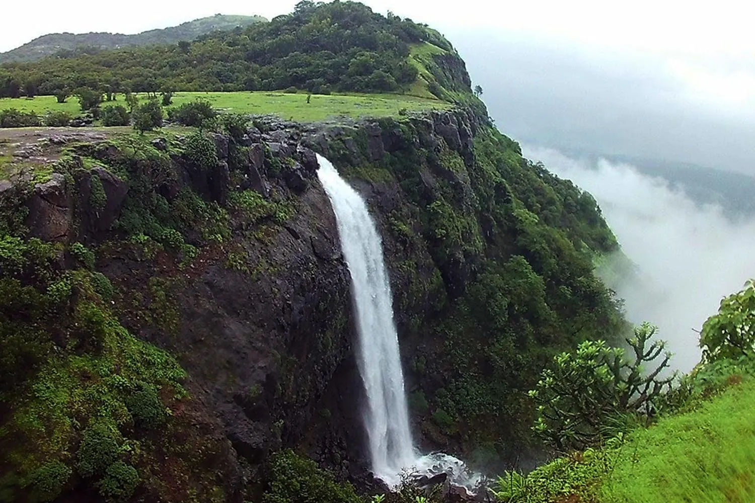 Mhadhe Ghat Waterfall